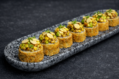 Криспи с тартаром из угря и авокадо (8 шт)