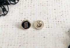 Пуговицы блузочные, d 1 см, на ножке