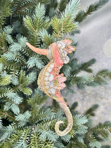 Елочная игрушка Морской конек 8х23см ChristmasDeLuxe premium collection коралловый