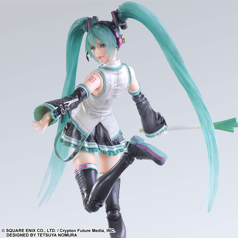 Мику Хацунэ фигурка певицы (копия) — Miku Hatsune Vocaloid Play Arts Kai (copy)