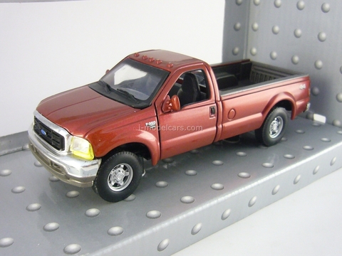 Ford F350 Super Duty Cararama 1:43