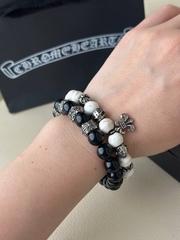 Браслет из агат c подвеской лилия style CHROME HEARTS