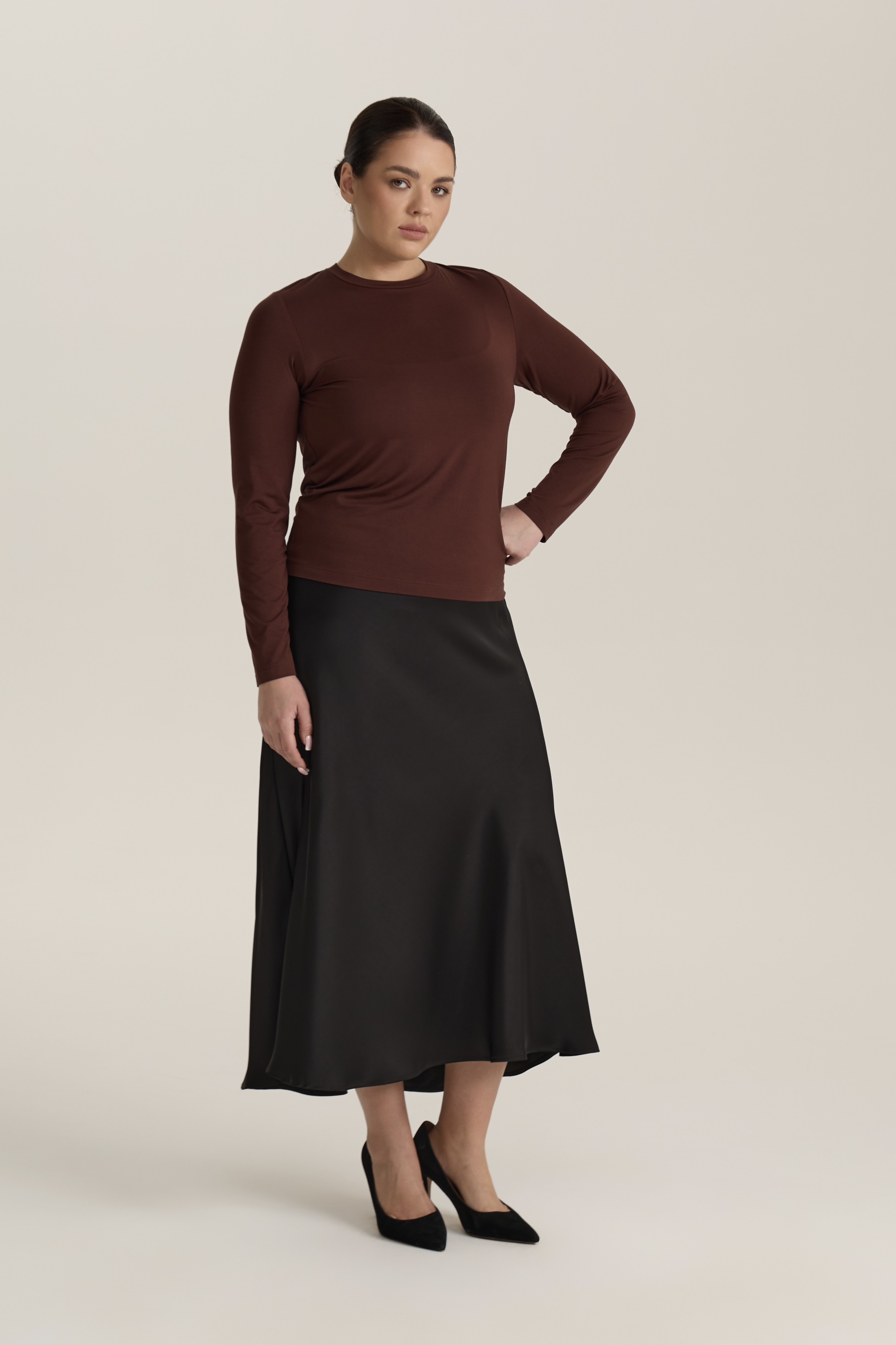 Юбка миди из атласа; черный