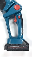 Кусторез аккумуляторный садовый STOHF, 2 насадки 21 В, 2 Li-Ion АКБ 1,5 Ач, кейс.