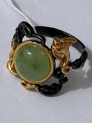 Гиза- нефрит (кольцо из серебра)