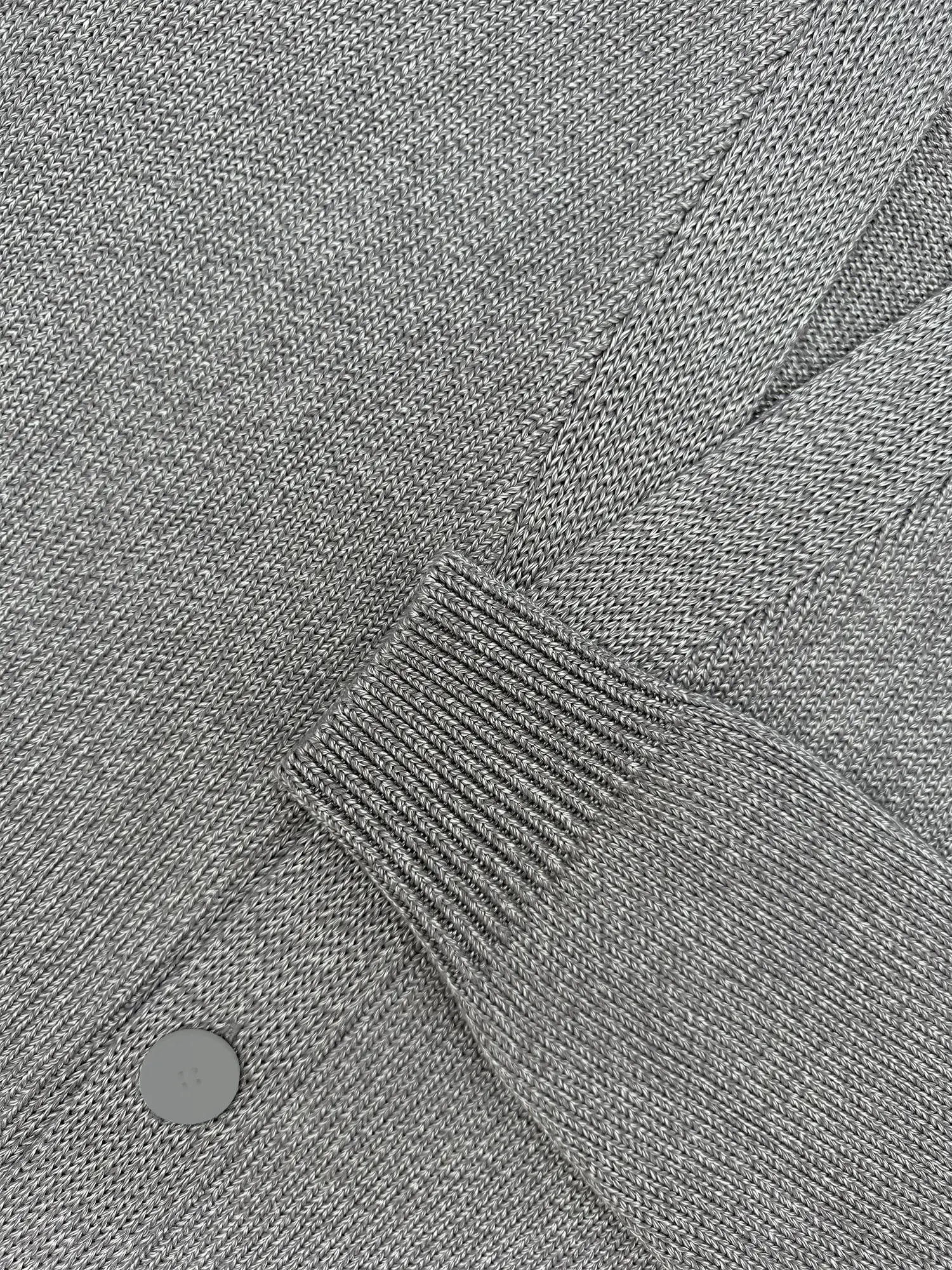 Кардиган с пуговицами из шелка