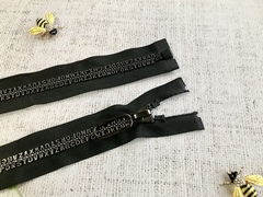 Молния "Буквы", трактор. T8 L. 97 см.