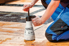 Распылитель Gloria PRO100, верт. помпа, масло-бензостойкий, веерное латунное сопло, объем 1 л