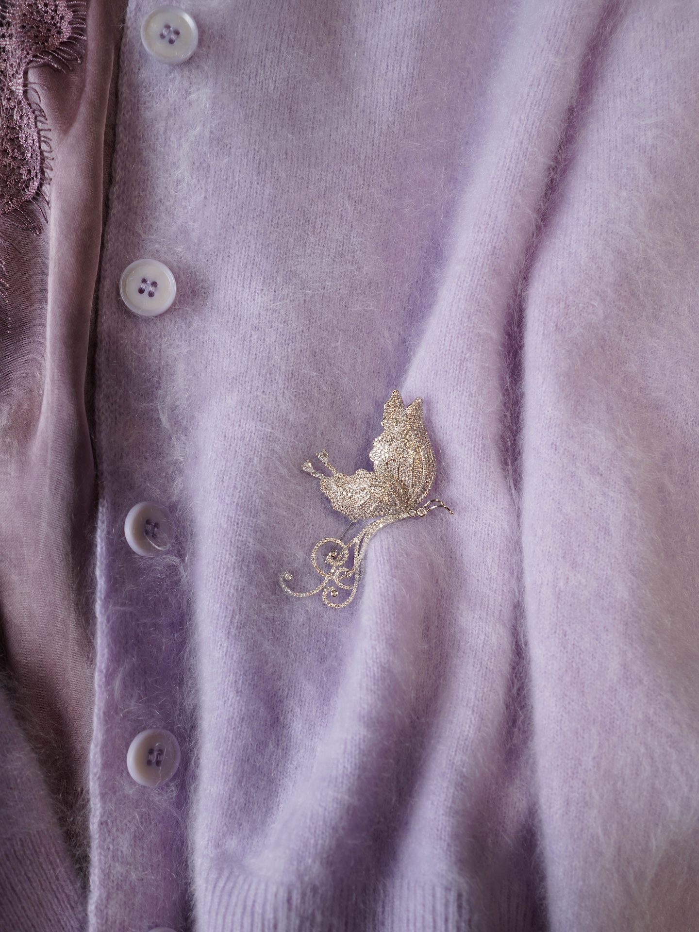 Брошь в виде большой бабочки с инкрустацией