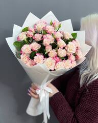 Букет из кустовых роз «Рефлекс» (Reflex)