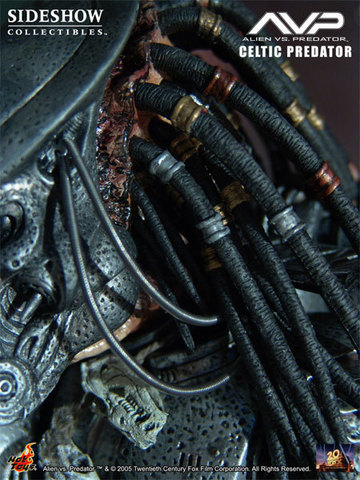 Alien vs. Predator: Celtic Predator Movie Masterpiece Figure
