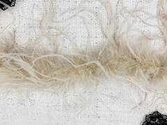 Боа страусиное, ш. 23 см, 21-25 гр, бежевый