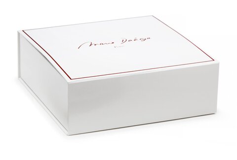 Подарочная коробка 29.5х29.5х.8 Marie Daage MBox9