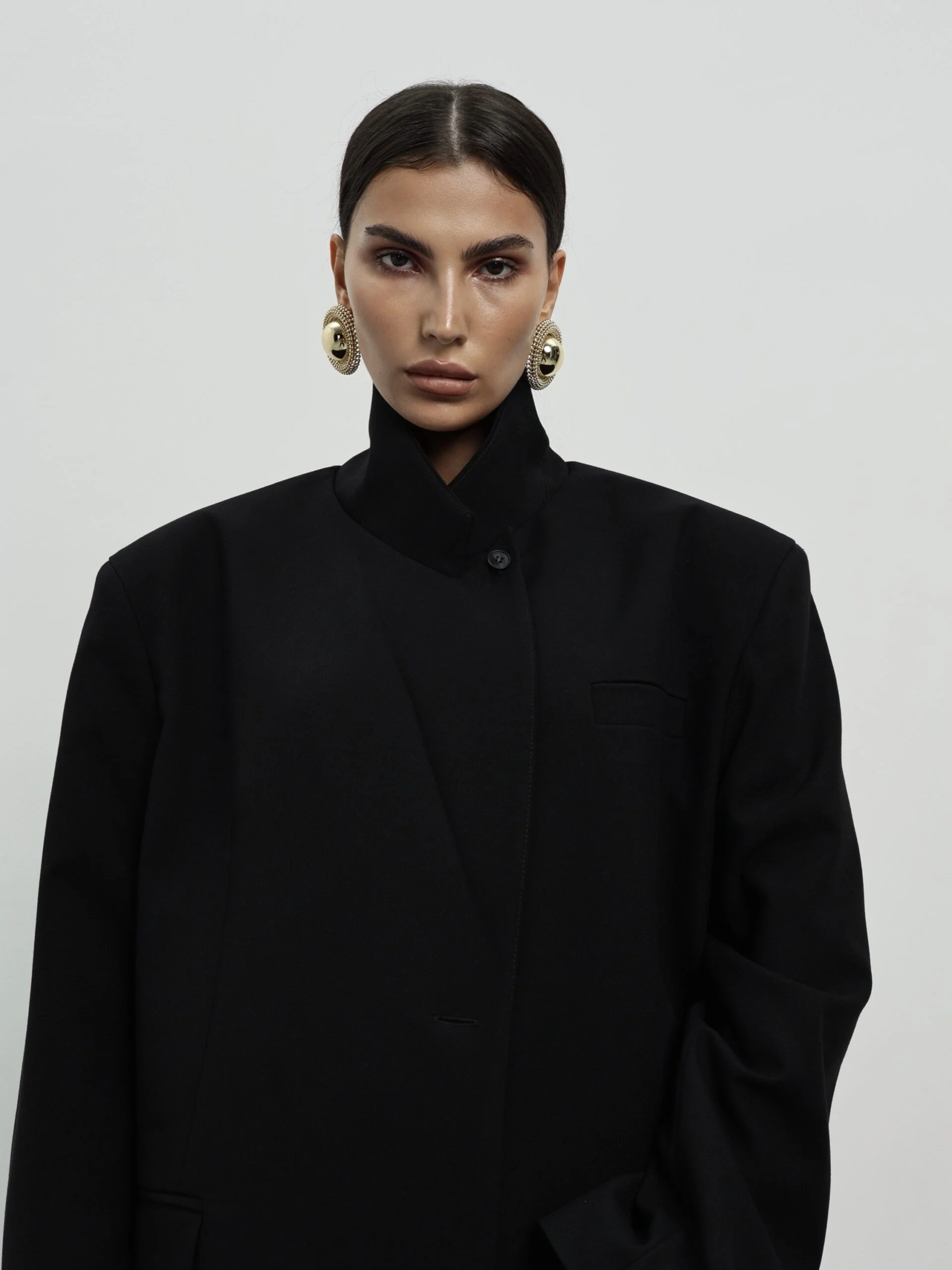 Пиджак оверсайз с объемными плечами, Черный