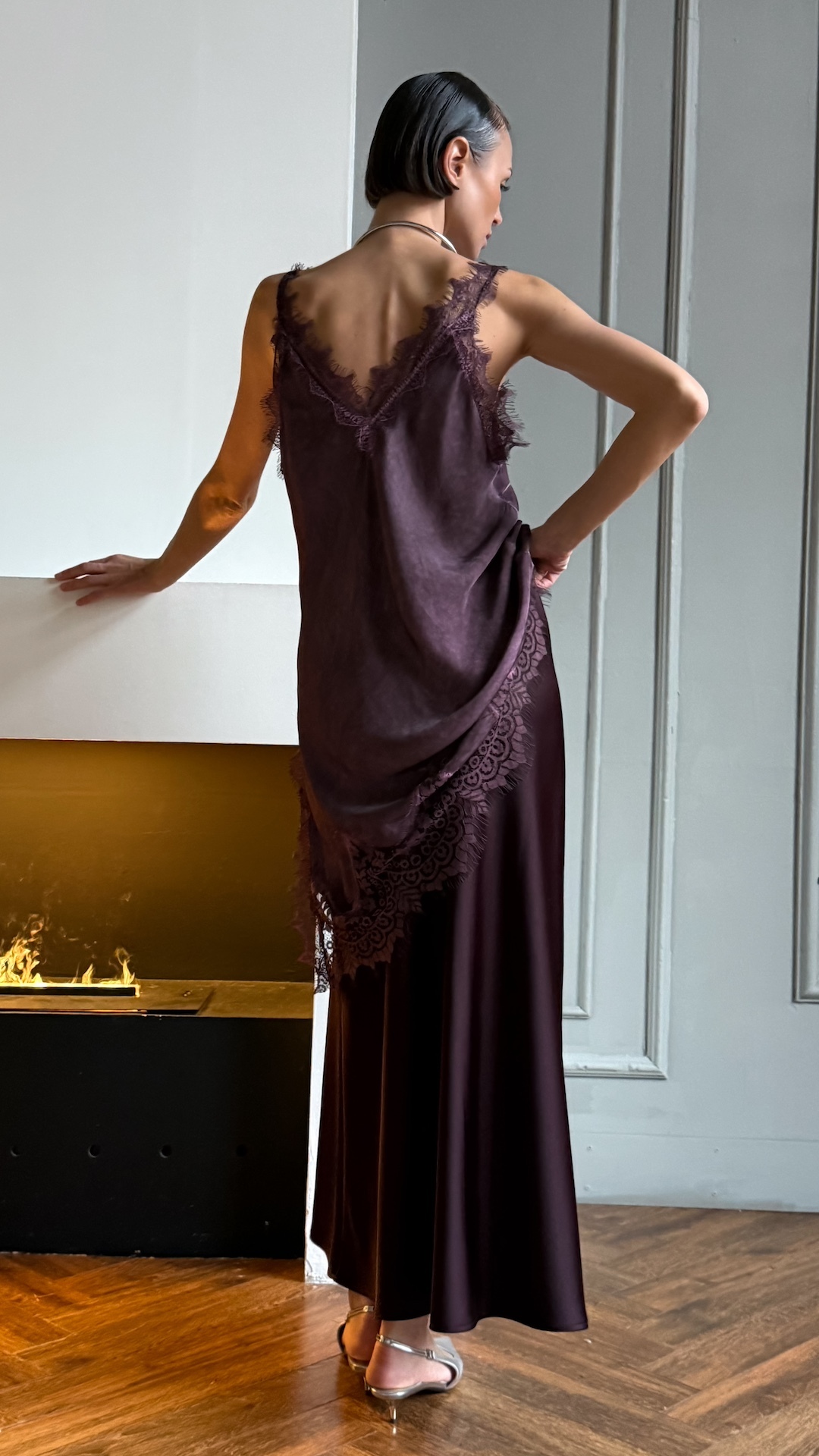 Юбка из атласной ткани