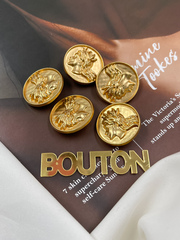 Пуговицы круглые с рельефным изображением девушки, матовое золото ( в стиле Скиап.)