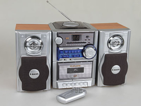 Однокассетная магнитола с CD