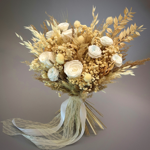 «Летнее утро» - букет из стабилизированных цветов и сухоцветов
