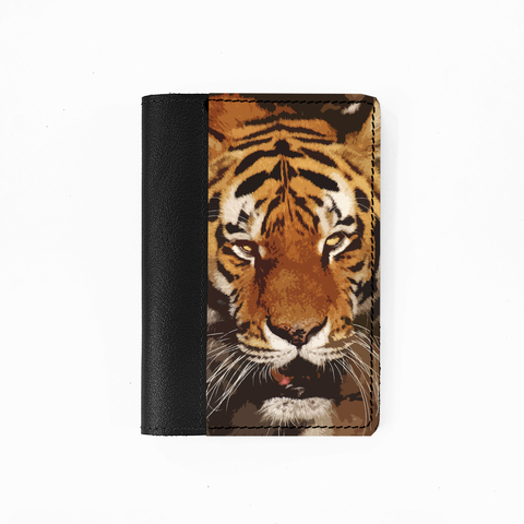 Обложка на паспорт комбинированная "Тигр недовольный", черная белая вставка