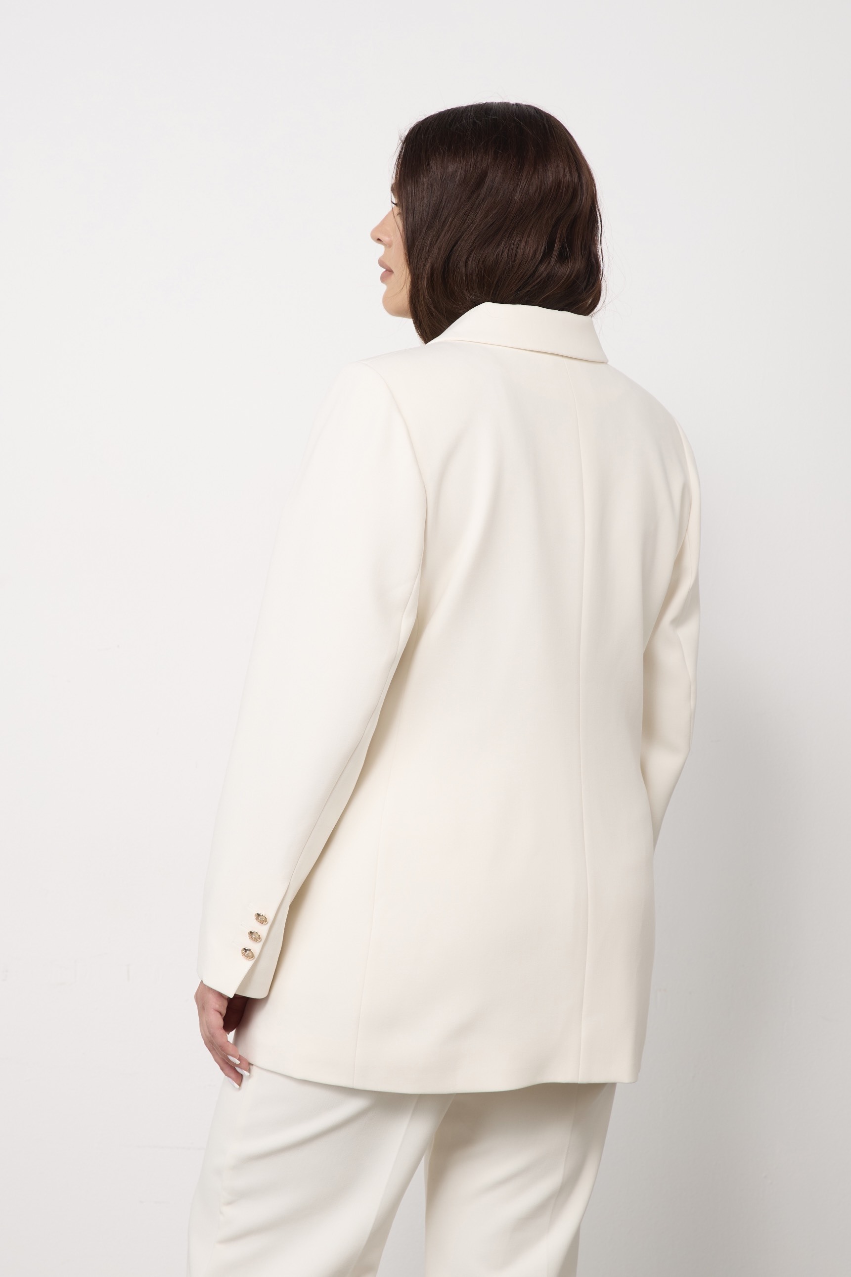 Жакет двубортный, молочный