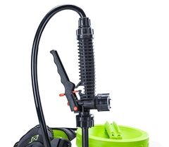 Опрыскиватель садовый Greenworks G24BSPIIK2 24V аккумуляторный, с АКБ 2 А/ч и ЗУ