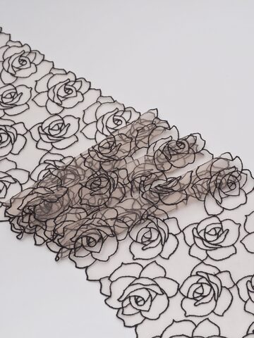 Вышивка на сетке телесная с черным неэластичная ширина 20 см