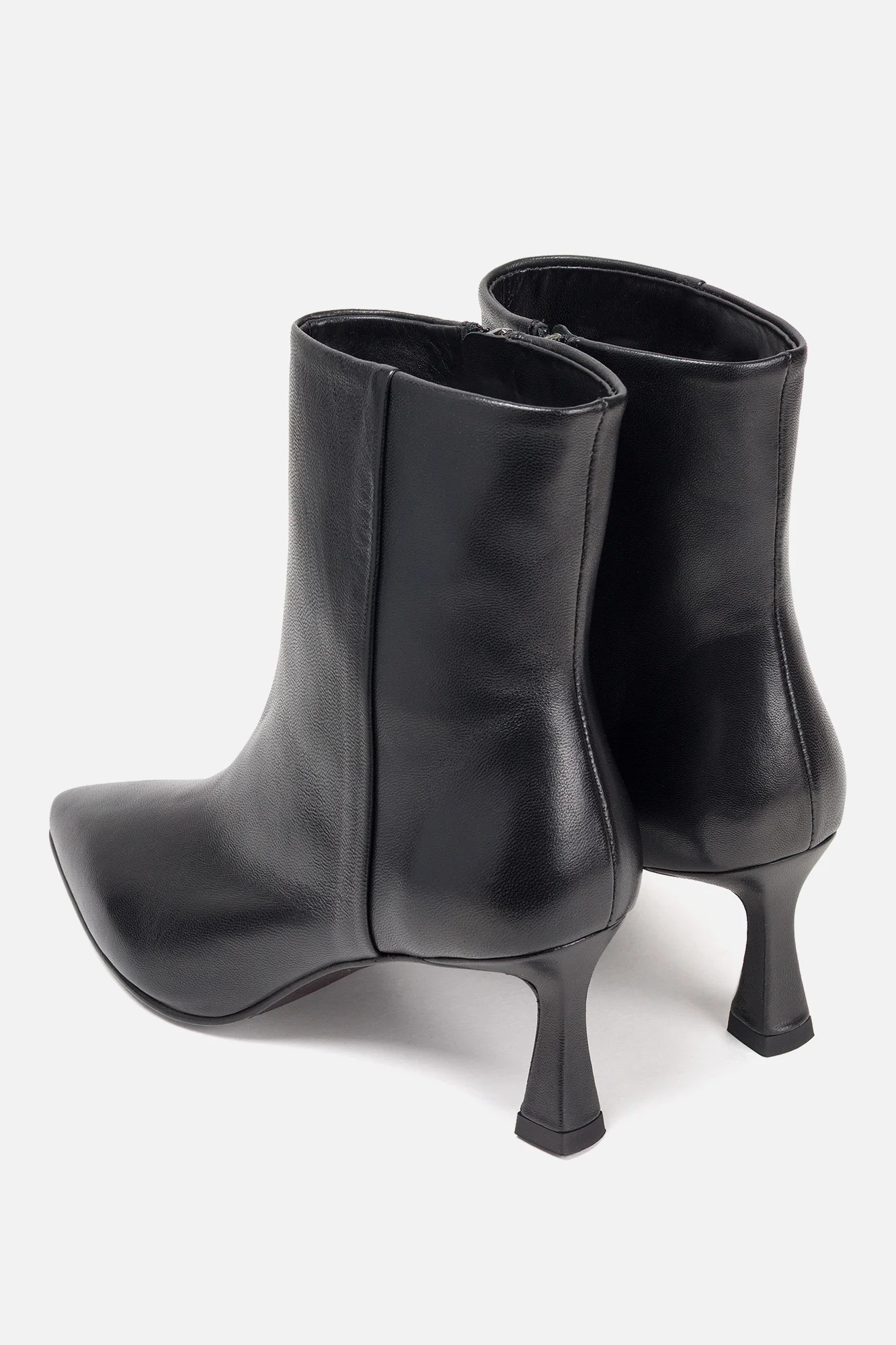 Сапоги на каблуке Bobbies Audrey