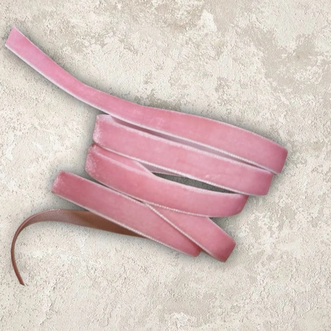 Лента бархатная, 1см , цвет светло-розовый (1м)