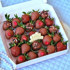 Подарочный набор из клубники в молочном шоколаде #070 фото 1
