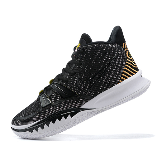 adidas kyrie 7