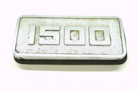 Орнамент панели задка, эмблема шильда 1500 Москвич