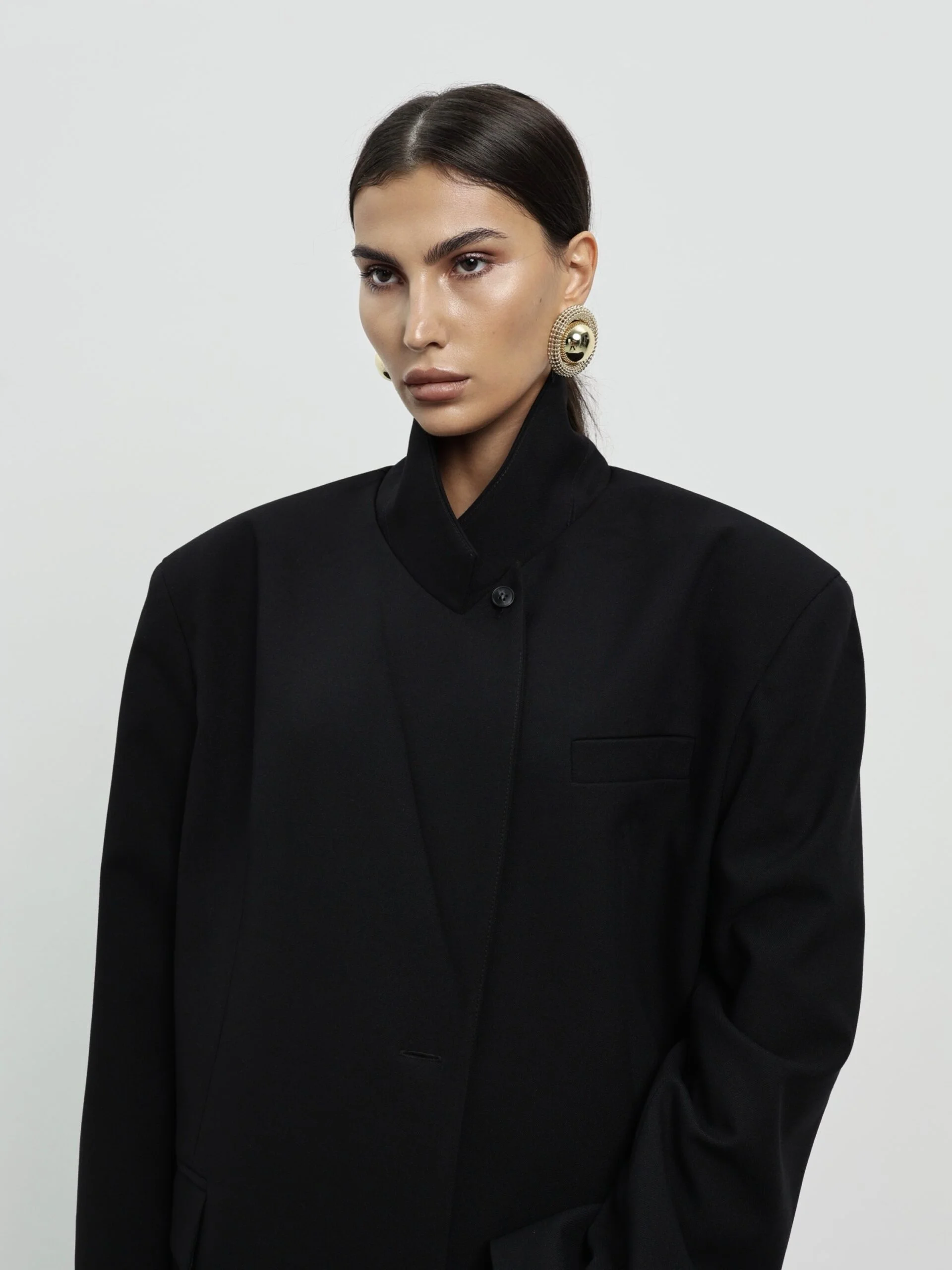 Пиджак оверсайз с объемными плечами, Черный