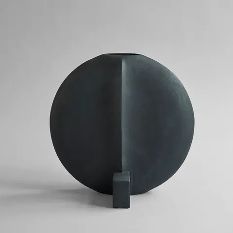 Ваза 101 Copenhagen Guggenheim Vase, Big, Black, черный