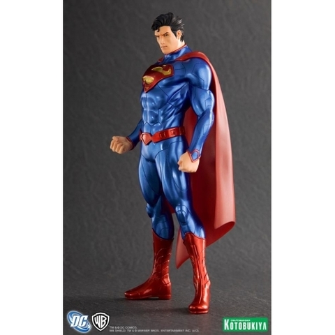 New 52 1/10 Superman Scale ArtFX Statue