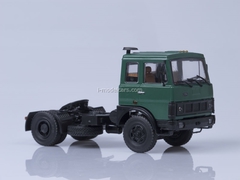 MAZ-5432 road tractor early cabin green AutoHistory 1:43