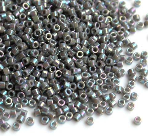 DB-0168 Бисер цилиндрический Миюки делика 11/0 /Miyuki delica 11/0 Opaque AB Gray