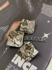 Пуговицы серебристые Скиапар. 