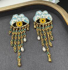 73152-sergi-oblaka-v-stile-schiaparell