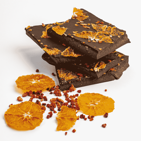 Горький шоколад 65% на тростниковом сахаре с апельсином и клубникой, 1 кг
