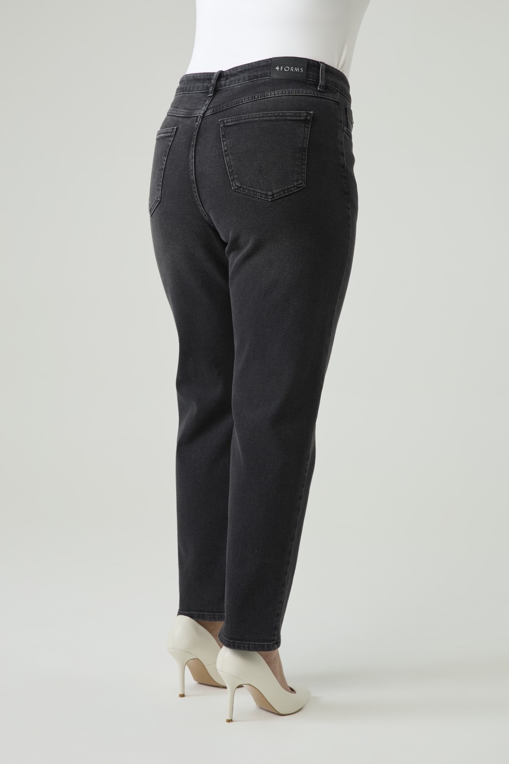 Джинсы Mom fit, черный