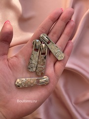 Собачка / бегунок для молнии Гучч. Серебро Т5