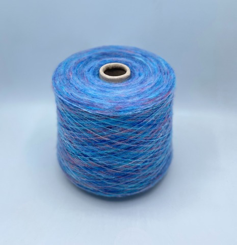 Бобинная пряжа,2200м,Pannetto multicilor, 65% Меринос, 35%Полиамид,Лагуна,37064