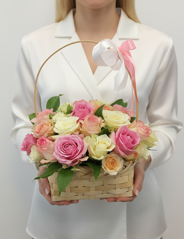 Корзина с розами Ароматный вдох