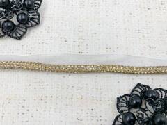 Кант на органзе со стразами ш. 1 см, d 0,5 см, белый с золотом AB