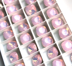 Подушечки 12*12 мм Rose Water Opal