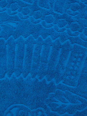 Полотенце махровое с объёмным жаккардовым рисунком «Таинственный Лес» синего цвета