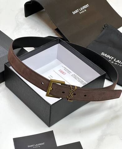 Ремень SAINT LAURENT из замши с пряжкой CASSANDRE