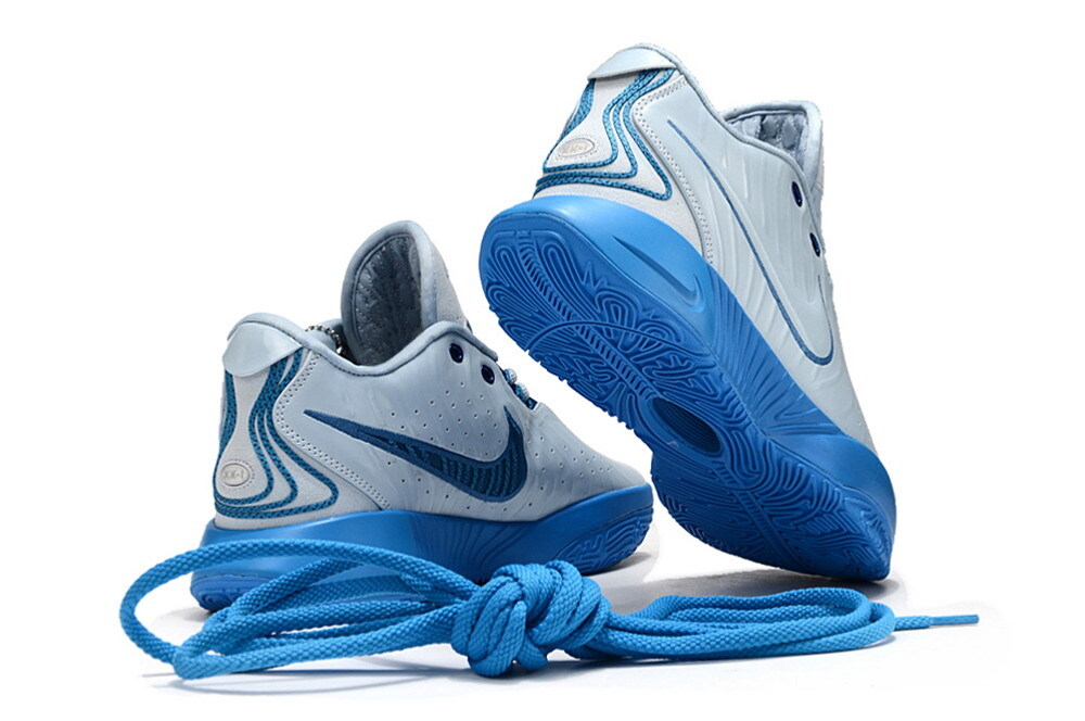 Nike LeBron 21
