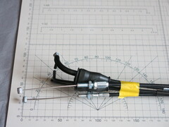 Трос газа Yamaha TTR250