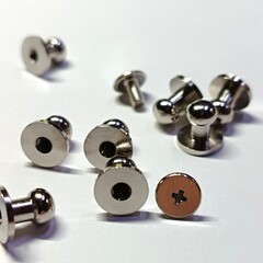 Ременной винт р. 9х6 мм, никель